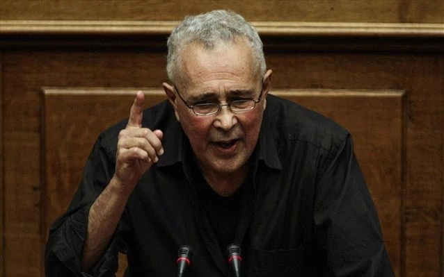 Ζουράρις: Πρέπει να συλλέξουμε υπογραφές για να γίνει δημοψήφισμα (βίντεο)